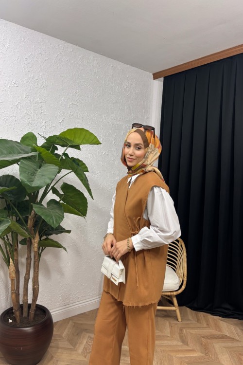 Arden Kaşe Yelekli Takım Camel