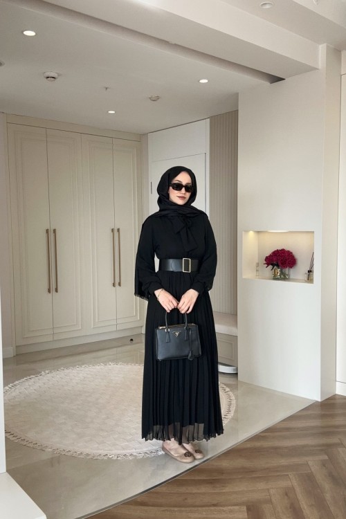 Elegant Piliseli Elbise Siyah