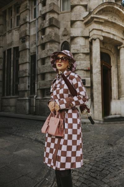 Emily Trençkot Pembe