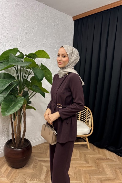 Esil Broş Detaylı Tensel Takım Mürdüm