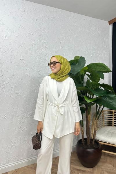 Modal Qupra Takım Beyaz