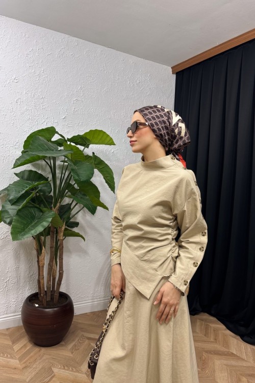 Noir Düğme Detaylı Etek Takım Bej