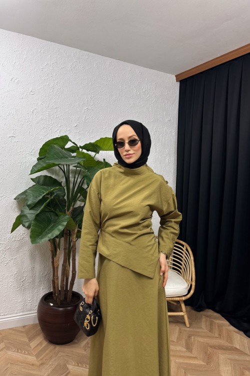 Noir Düğme Detaylı Etek Takım Yağ Yeşili