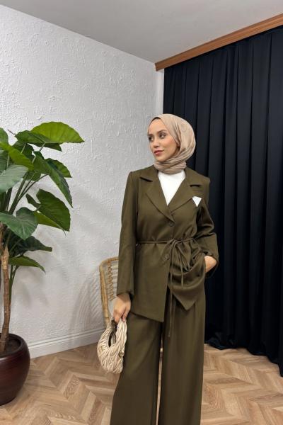 Selyne Yaka Detaylı Takım Haki