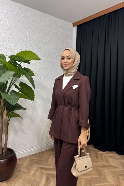 Selyne Yaka Detaylı Takım Vişne