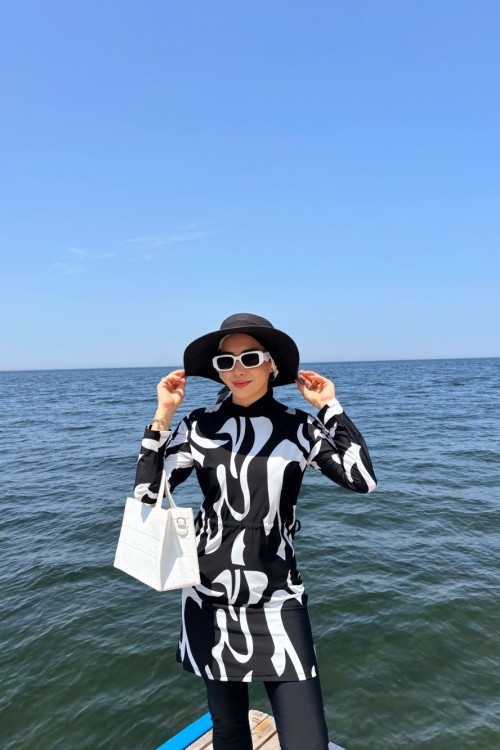 Spray Tesettür Mayo Takım Siyah Beyaz