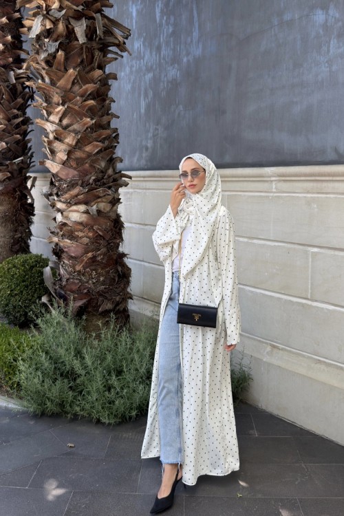 Puantiye Desenli Şallı Abaya Beyaz